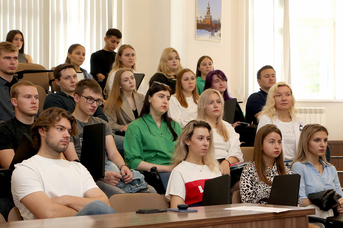 В ВГТУ прошла встреча с представителями «ДОМ.РФ Центр сопровождения» | ВГТУ